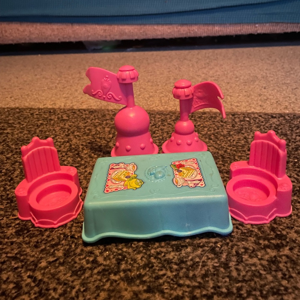 Fisher Price Princess Talkers Castle Replacement Parts